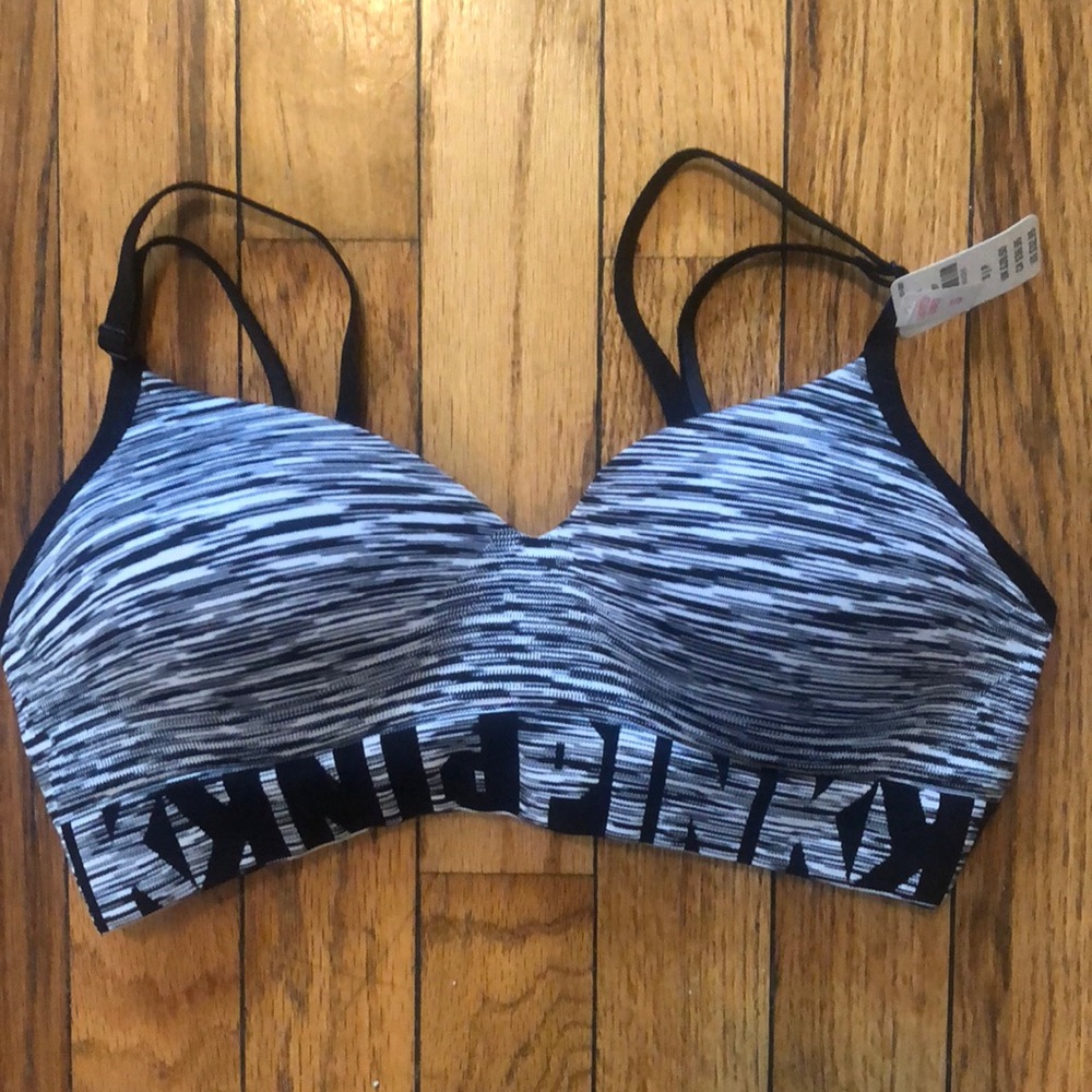 NWT Victoria’s Secret pink sports bra
